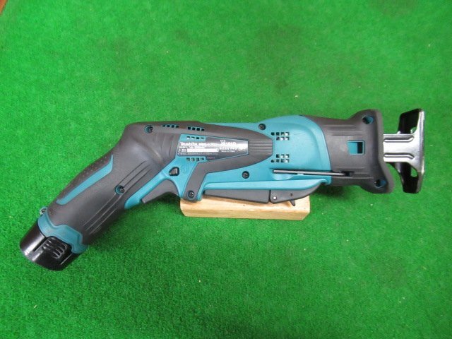 ♪　makita　マキタ　JR101DW　充電式レシプロソー　10.8Vバッテリー×1　充電器　動作確認済み　中古品　展示品　成田店　r3167_画像3