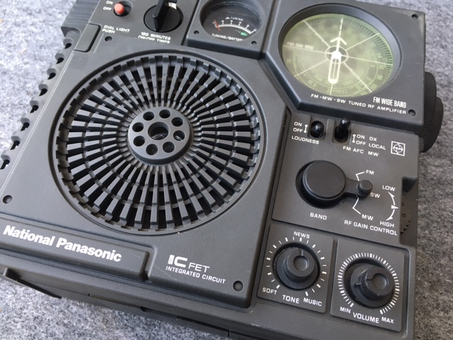 < включая доставку >National panasonic National Panasonic BCL радио COUGAR No.7 RF-877 рабочее состояние подтверждено Showa Retro античный 