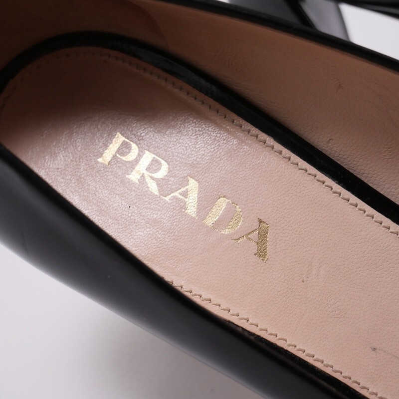 GO5560*イタリア製《PRADA プラダ》ロゴ メタル装飾 レザー オープントゥパンプス 37(24cm相当) 靴 ブラック_画像10