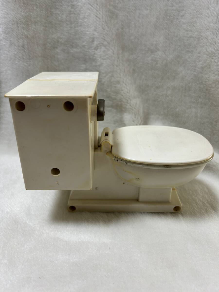 昭和レトロ 灰皿 トイレ型 シンガポール製 雑貨 アンティーク 昭和レトロ 灰皿 トイレ型 シンガポール製 雑貨 アンティーク