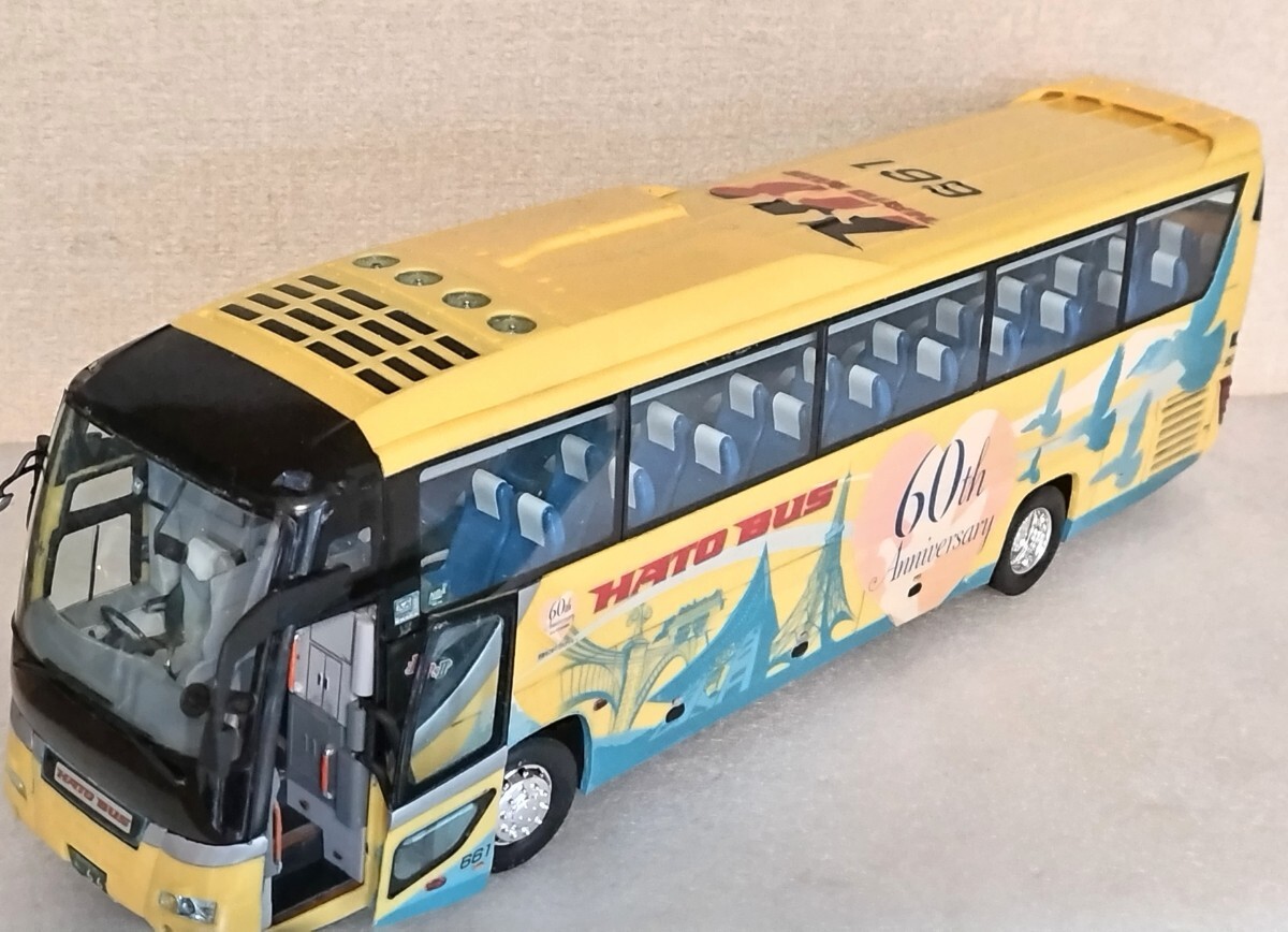 フジミ模型 1/32はとバス60周年記念号・ブルーバージョン(いすゞガーラSHD)素人組立品_画像1