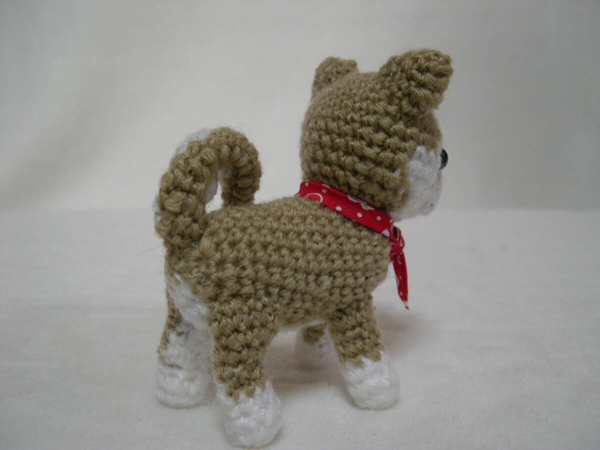 E442 handmade * hand made * knitting . dog (C) red color ribbon 