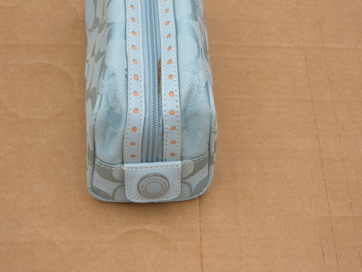 COACH Classic Signature Medium Beauty Case Coach pouch middle sax blue 