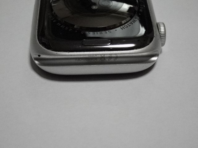 激安!!Apple Watch Series 8 GPSモデル 45mm MP6N3J/A [シルバー/ホワイトスポーツバンド] ◆バンド＆ケーブル新品未使用◆_画像5