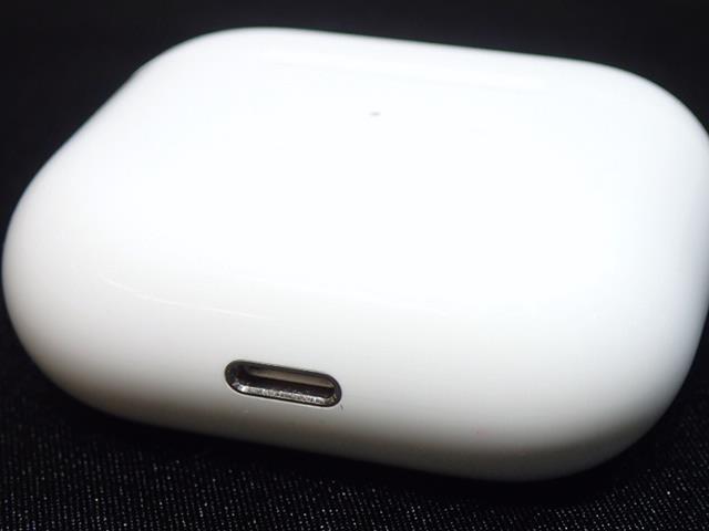 5032B[A]■正規品■Apple Airpods エアーポッツ エアポッツ 第3世代/片耳 右(R)/ケース/A2565・A2566/ワイヤレスイヤホンの画像4