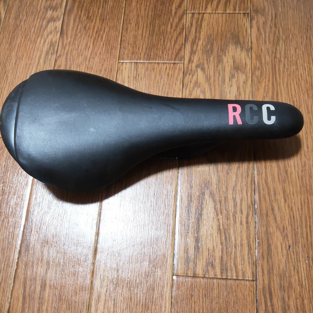 Rapha ラファ RCC サドル カーボン フィジーク セライタリア クラシック Classic 限定 ピンク 軽量