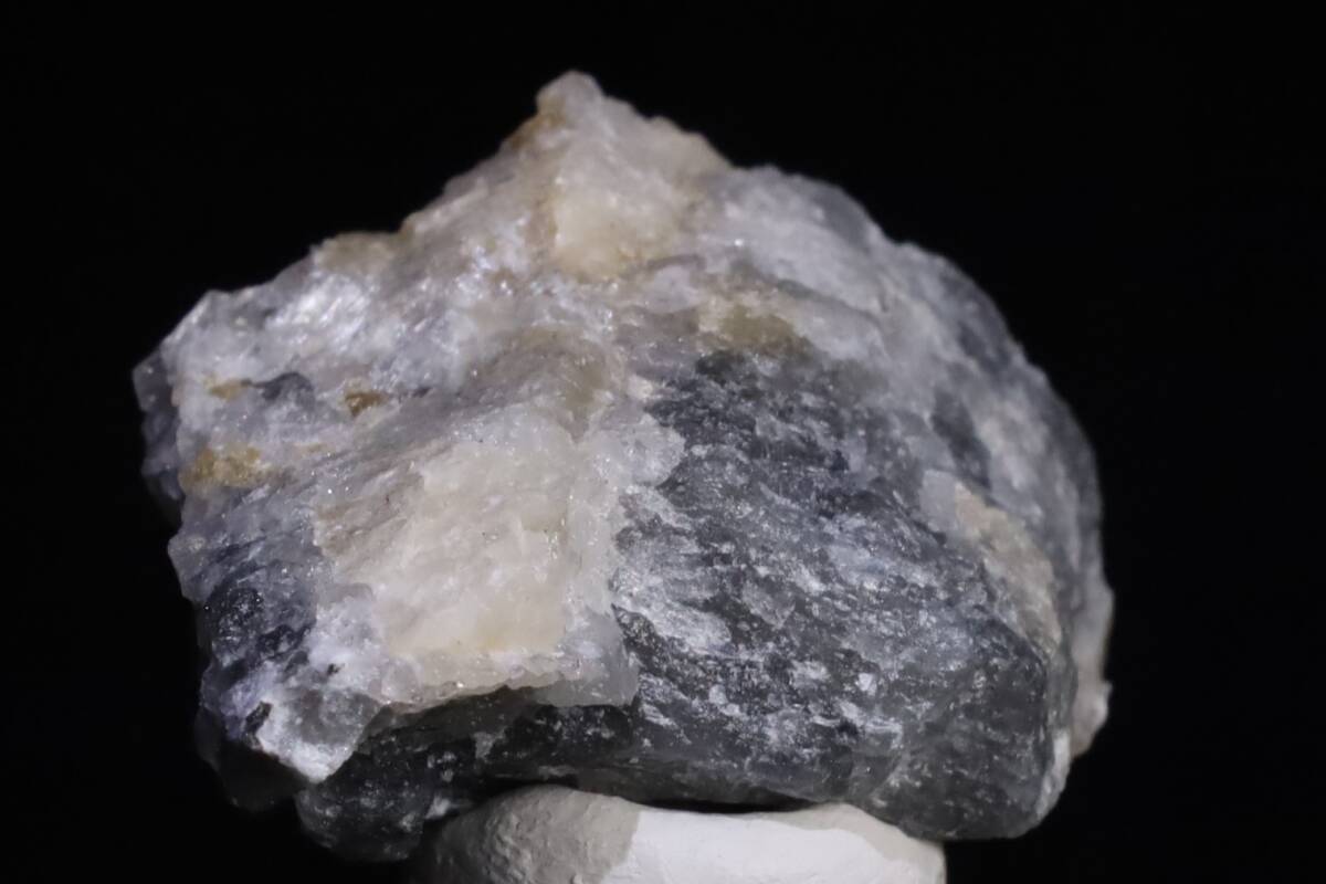 『超希少石』スウェーデン Stakholmen産 プリズマティン 29g 結晶 原石 標本の画像9