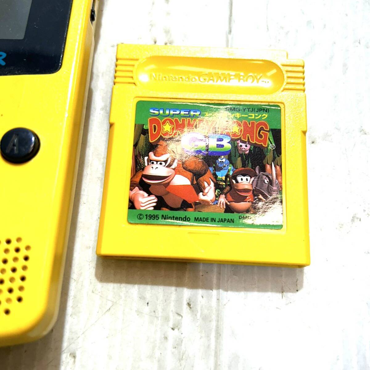 【1円〜】ゲームボーイカラー イエロー ジャンク ドンキーコングGB ソフト (B4046)の画像3