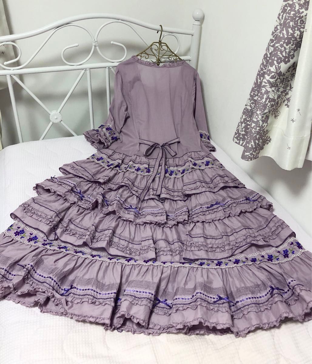 ピンクハウス 刺繍バイオレットレース ロングワンピース ピンクハウス 刺繍バイオレットレース ロングワンピース