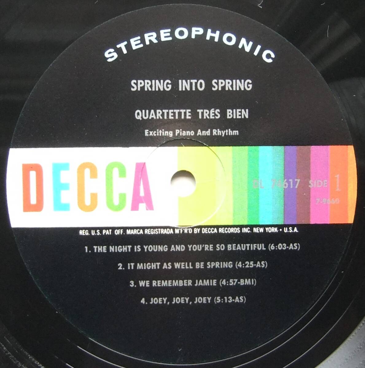 ◆ QUARTETTE TRES BIEN / Spring Into Spring ◆ Decca DL 74617 (color) ◆_画像3