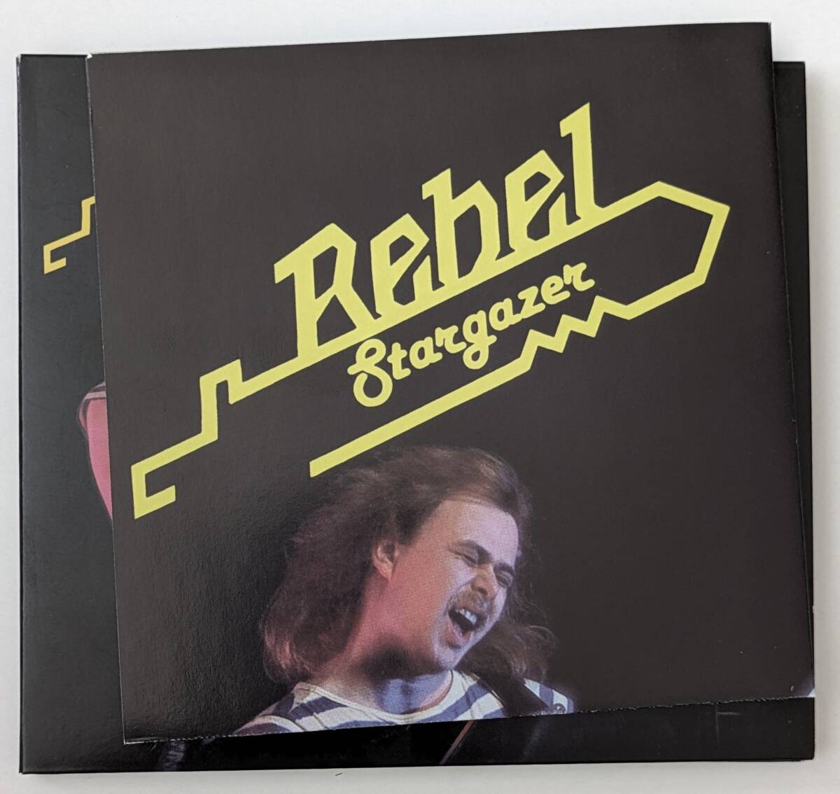 【CD】REBEL / STARGAZER（ジョン・ロートン/LUCIFERS FRIENDルシファーズ・フレンド/ Uriah Heep ユーライア・ヒープ関連）デジパック_画像4