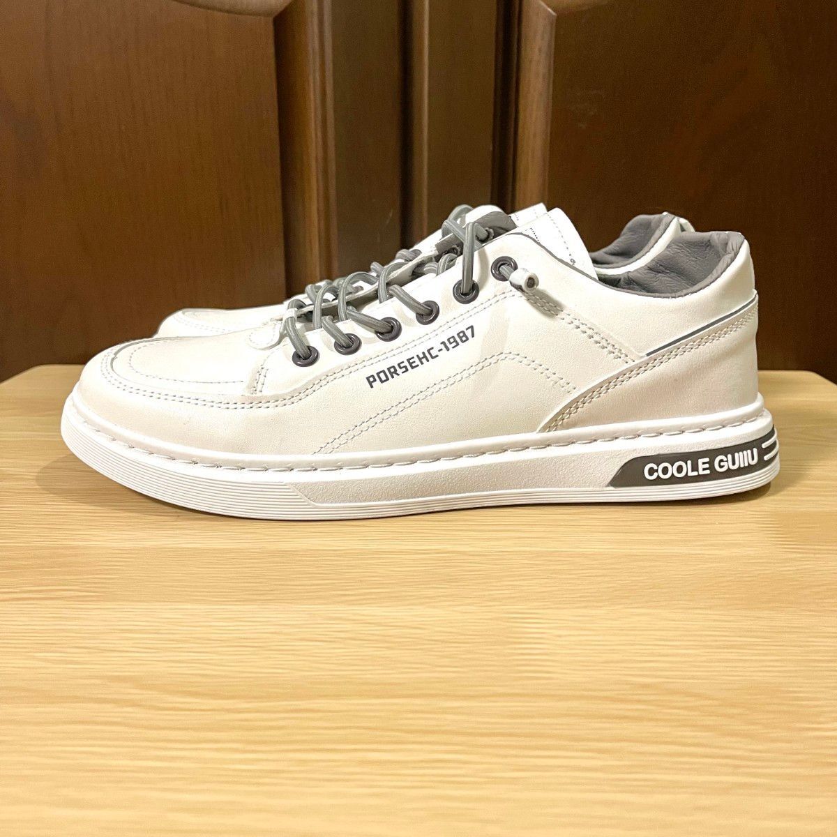スニーカー メンズ PUレザー フェイクレザー 革靴 カジュアル 歩きやすい ホワイト 25.5