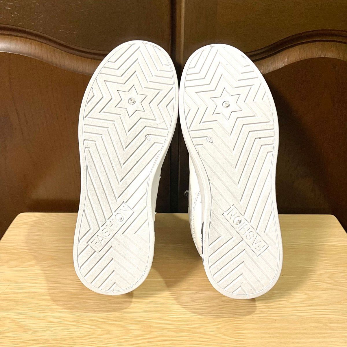 スニーカー メンズ PUレザー フェイクレザー 革靴 カジュアル 歩きやすい ホワイト 25.5_画像10