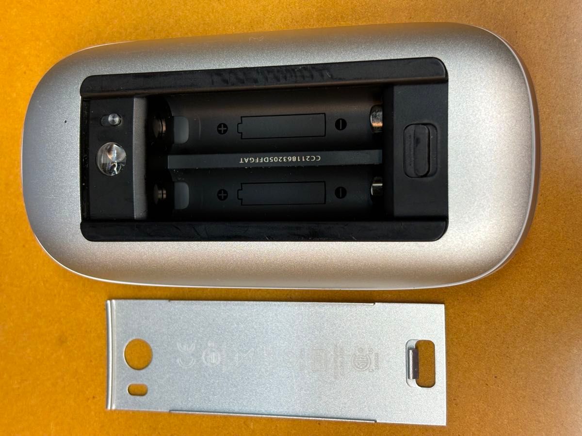 Apple Magic Mouse A1296 ニッケル水素充電池付き アップル マジックマウス