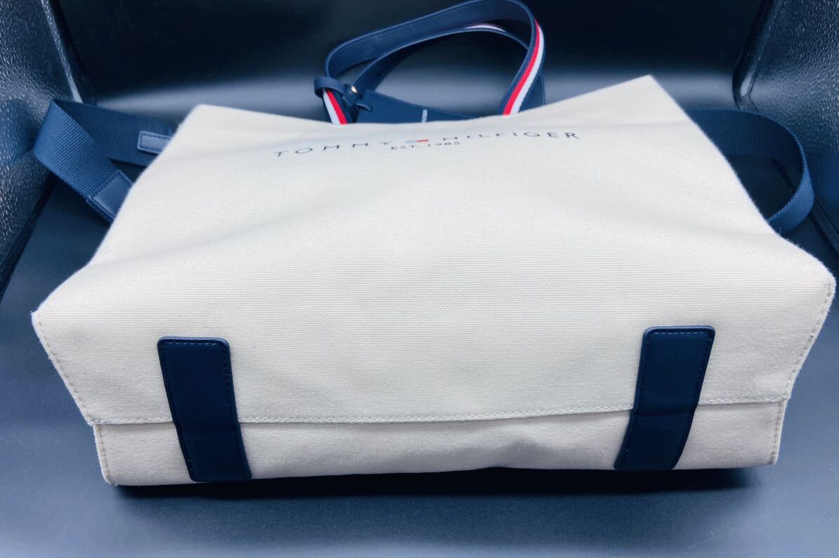  impact price![ fan expectation great popularity model!][ Tommy Hilfiger ] medium shopa- tote bag! shoulder / ivory /H96