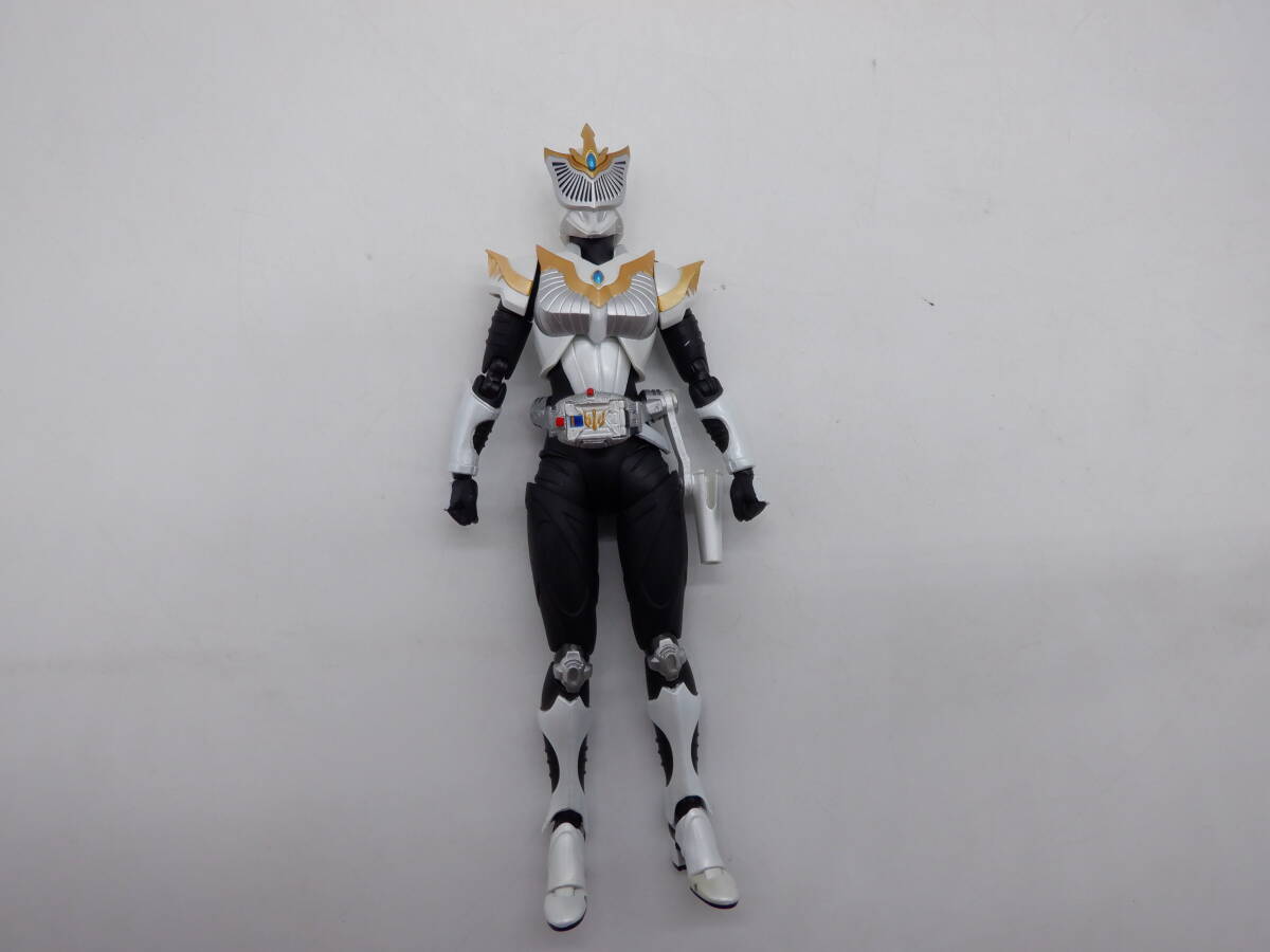 yg0517/03/30 вскрыть завершено Bandai S.H.Figuarts Kamen Rider fam