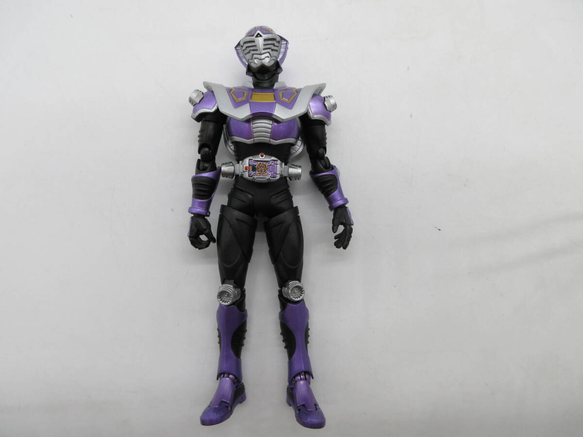 yg0517/09/30　開封品　バンダイ　S.H.Figuarts　仮面ライダー王蛇_画像5