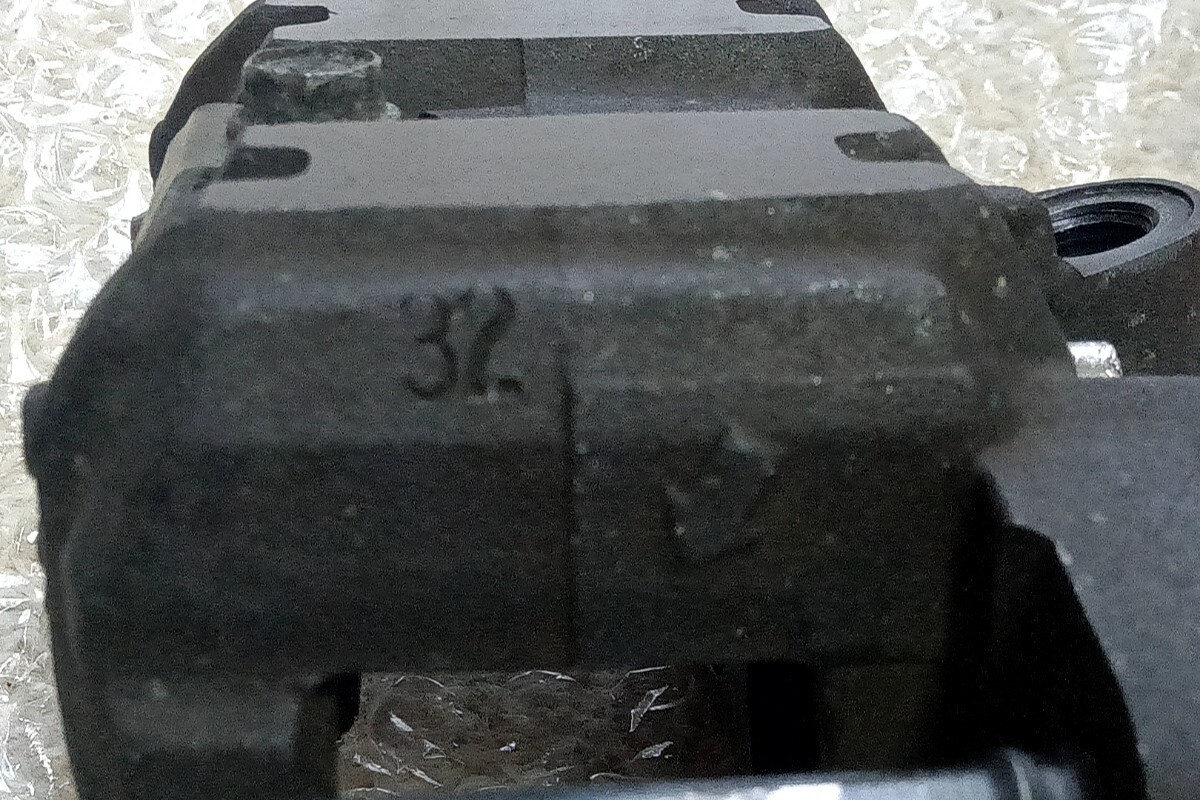  used adherence less CBX750F 32 millimeter brake piston front caliper repair base goods . how? CB750F. strengthen . please 