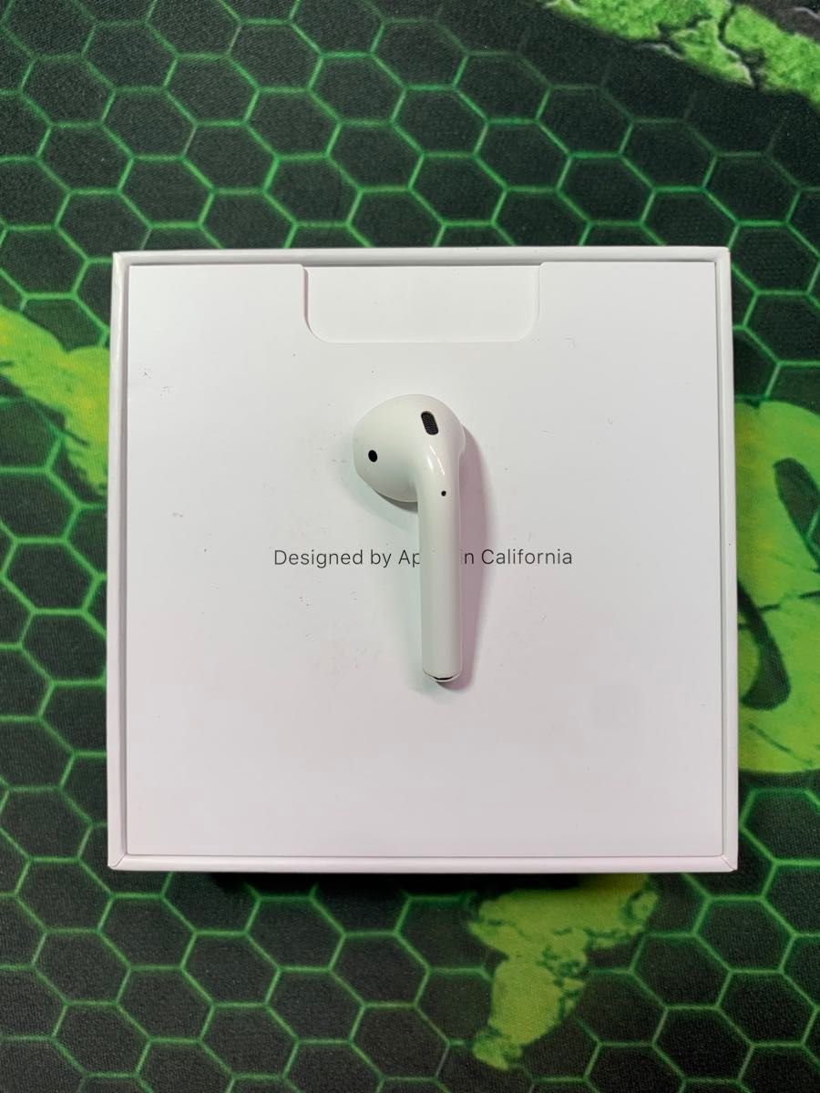 Apple AirPods 第二世代　左側　左耳　左耳