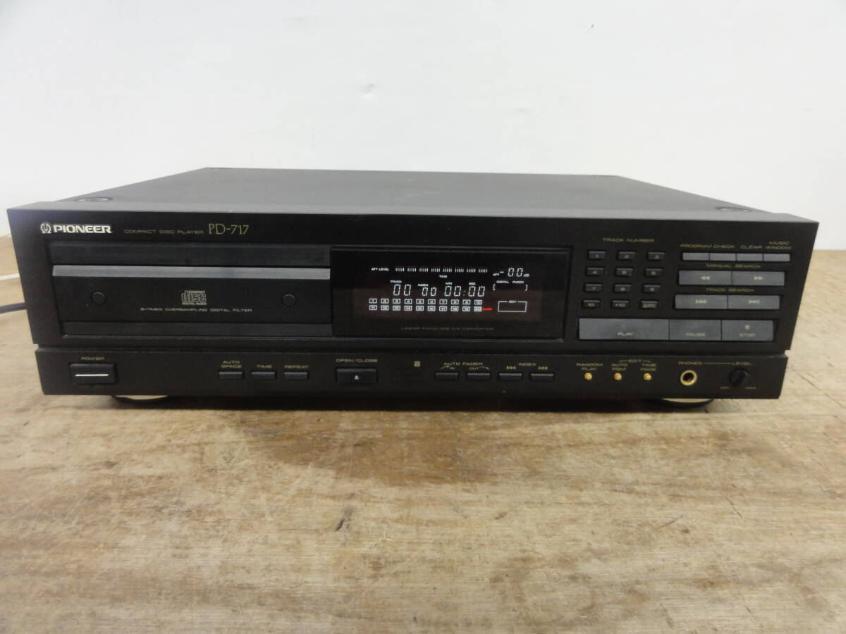 ♪ PIONEER パイオニア CDプレーヤー PD-717 1988年製 通電のみ確認 ※ジャンク品 ■１００の画像1