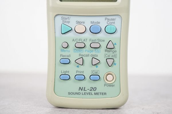 [NZ][C4021280] RION リオン NL-20 SOUND LEVEL METER 騒音計 サウンドレベルメーター 元ケース付き_画像2