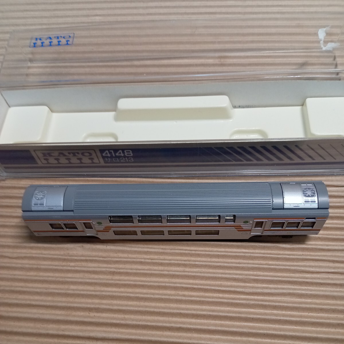 30-006 KATO 鉄道模型 1/150 サロ 213 [4148]_画像2