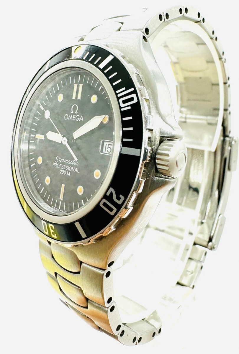 良品 OMEGA オメガ シーマスター プロフェッショナル 200M 腕時計 ブラック文字盤 シルバー _画像2