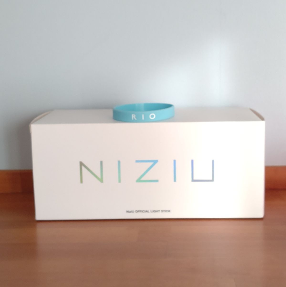 NiziU ペンライト スタンド付き ペンラ りおちゃんおまけつき NiziU ペンライト スタンド付き ペンラ りおちゃんおまけつき