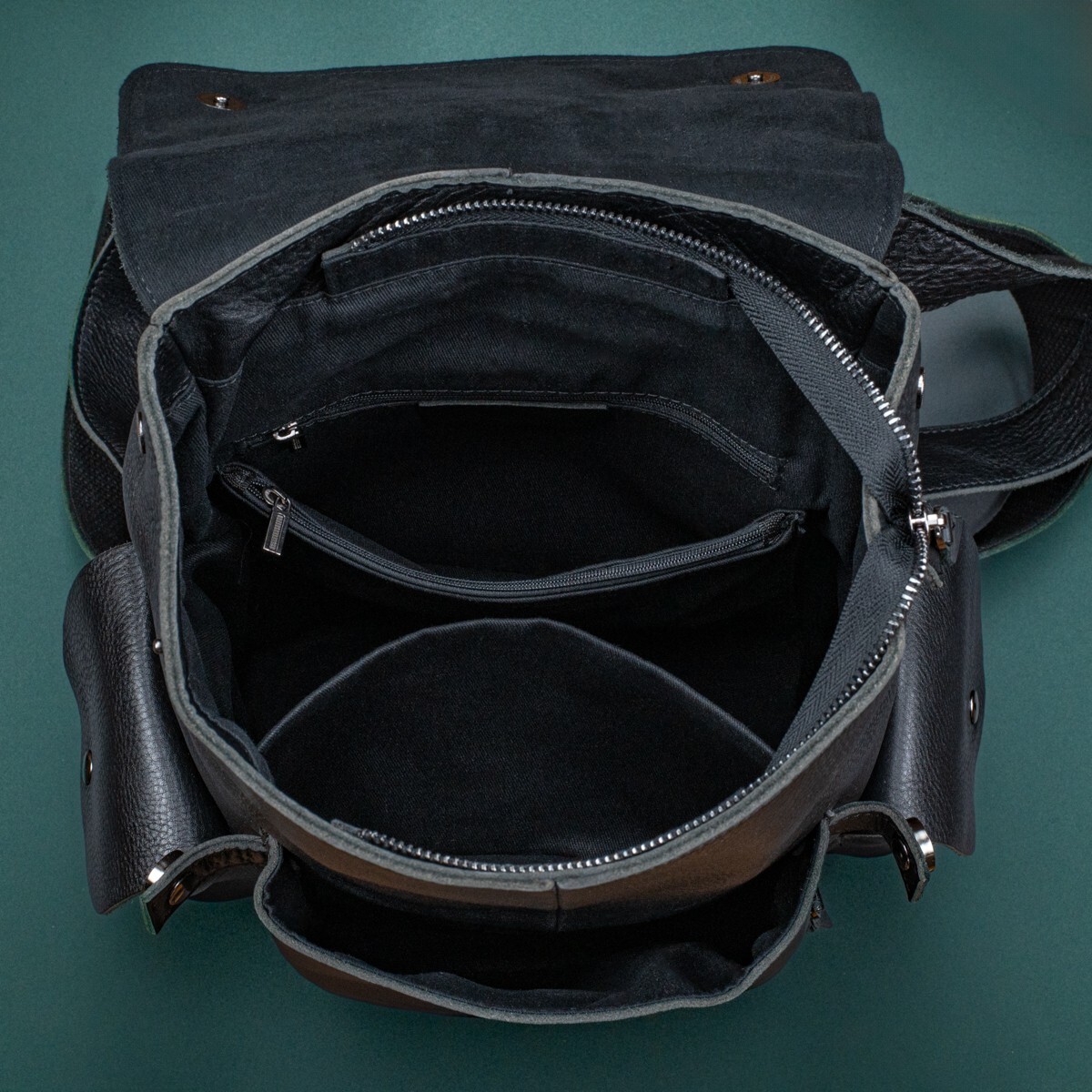 [ new goods ] original leather rucksack backpack bag Day Pack bag bag cow leather leather unused free shipping 1 jpy black black rice field middle leather .