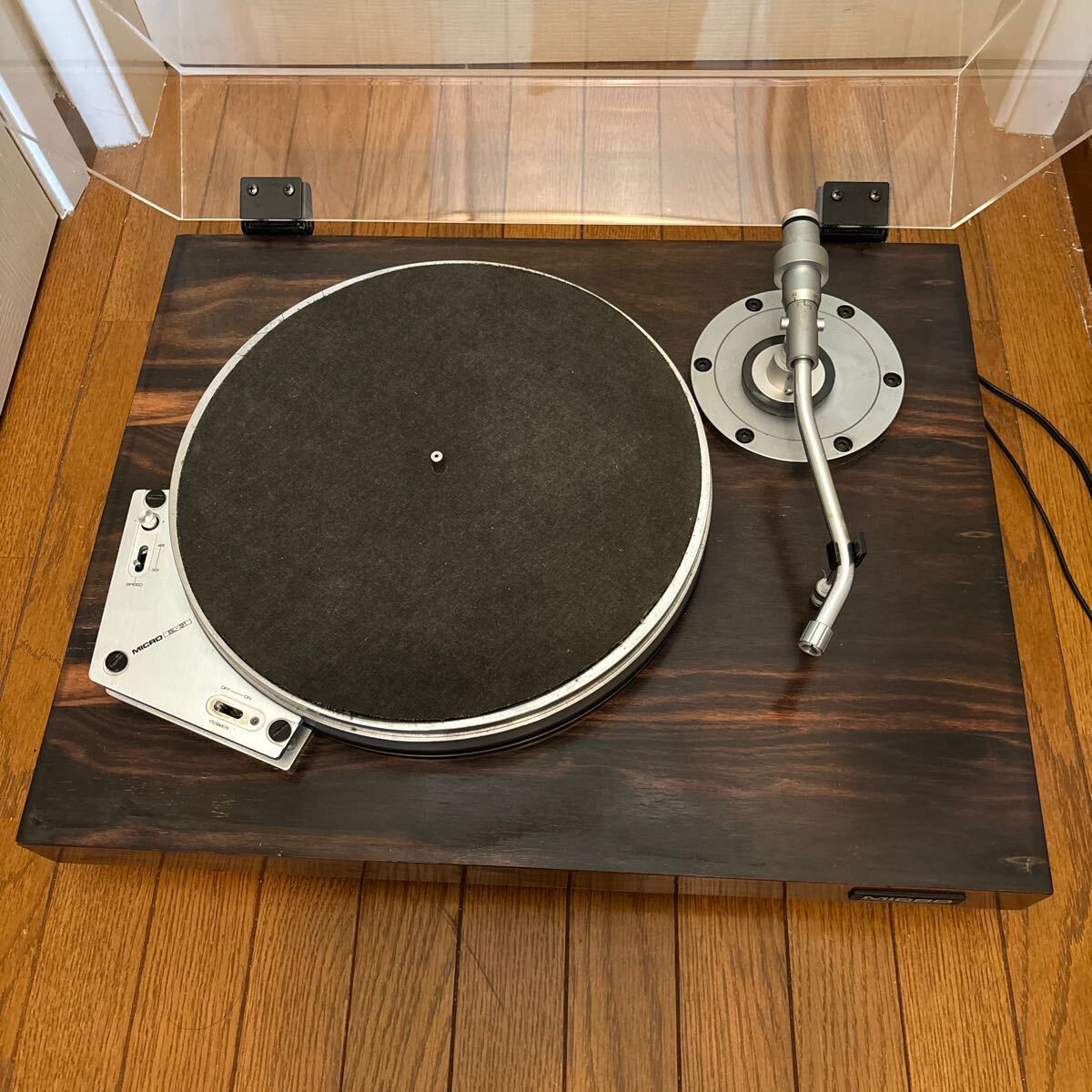  turntable | micro |BL91| used | sound out verification settled / record player |MICRO | belt Drive | micro . machine | name vessel | tone arm attaching 