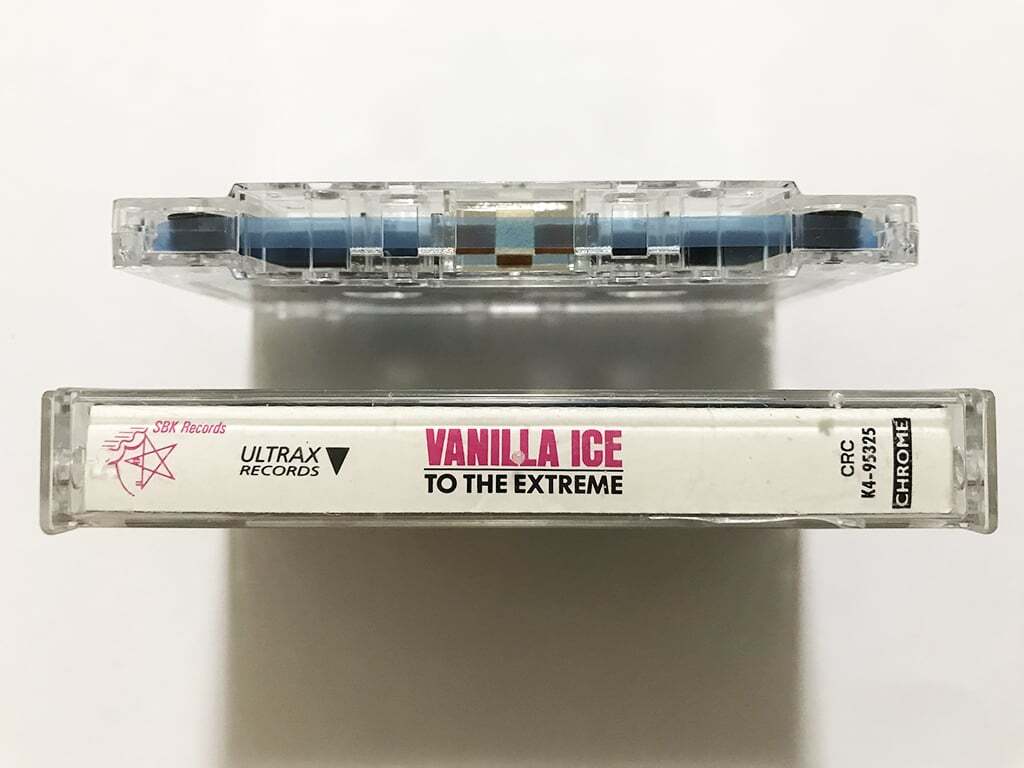 # cassette tape #Vanilla Ice[To The Extreme]Rap Hip Hop# including in a package 8ps.@ till postage 185 jpy 