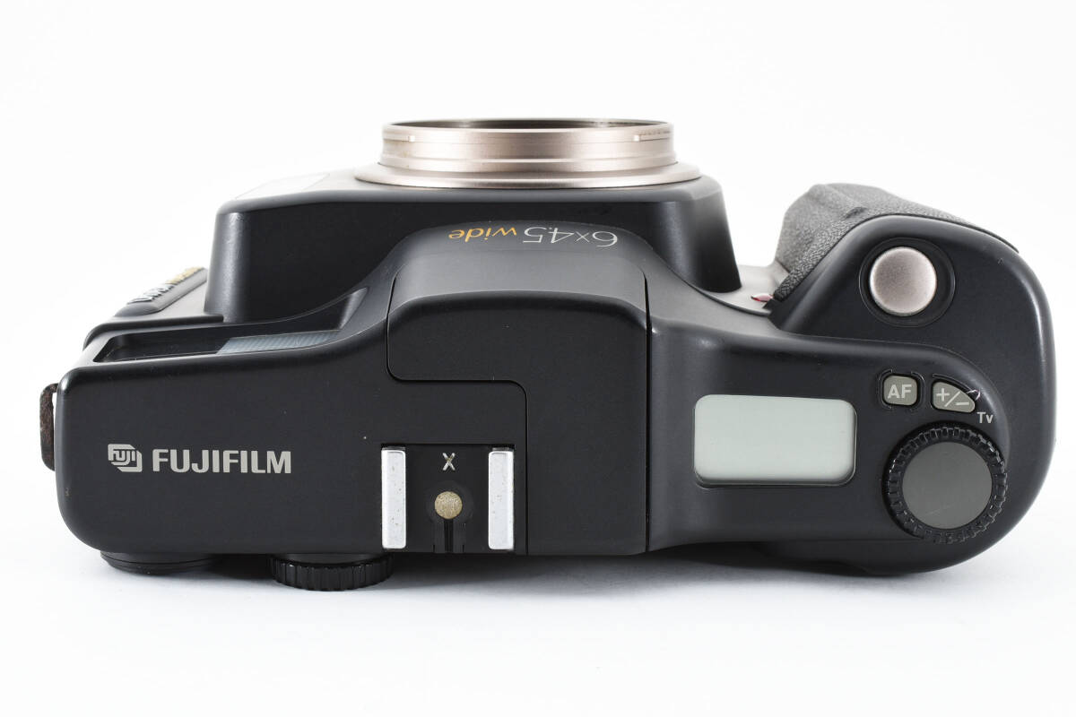 1円～美品＊FUJIFILM GA645W Professional 6x4.5 wide / 45mmF4 フジフィルム 中判フィルムカメラ レンズフード・キャップ付_画像7