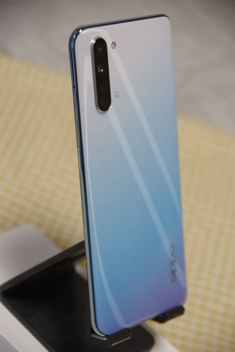 OPPO Reno 3A ストレージ128GB メモリー6GB ホワイト SIMフリー 美品！_画像7