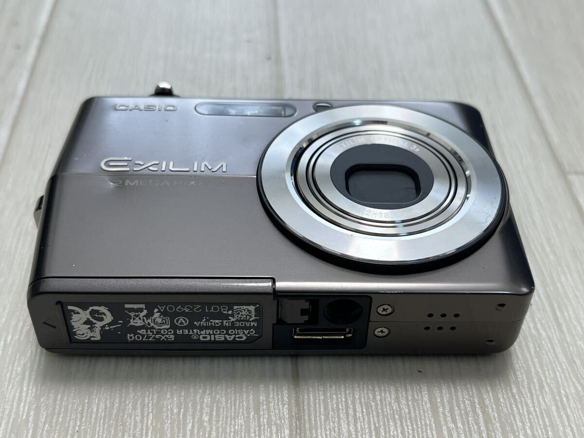 CASIO EXILIM EX-Z700 デジカメ コンデジ 1台 こちらは電池が残っていて電源が入りました。_画像6