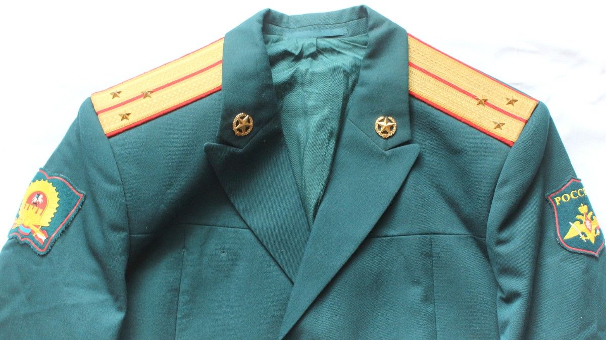 ロシア軍 実物 БТК製 陸軍 上級中尉 礼服 50-3