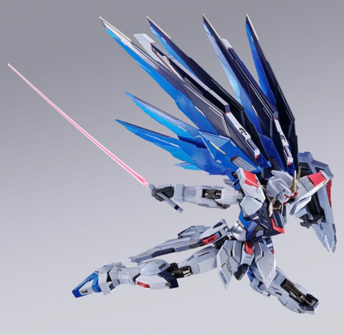 METAL BUILD フリーダムガンダム CONCEPT 2 SNOW SPARKLE Ver.