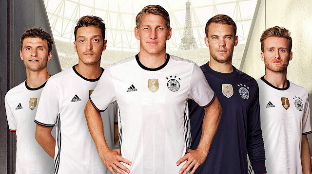 Adidas正規品　サッカードイツ代表 EURO2016＃13トーマス・ミュラー半袖ユニフォーム_画像6