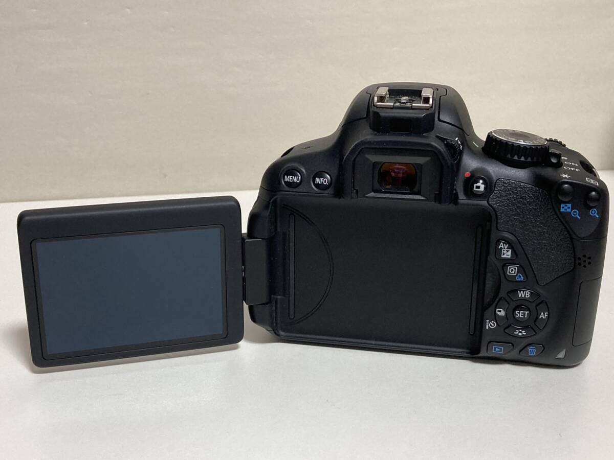 Canon Eos Kiss x6i デジタル一眼レフカメラ ボディの画像9