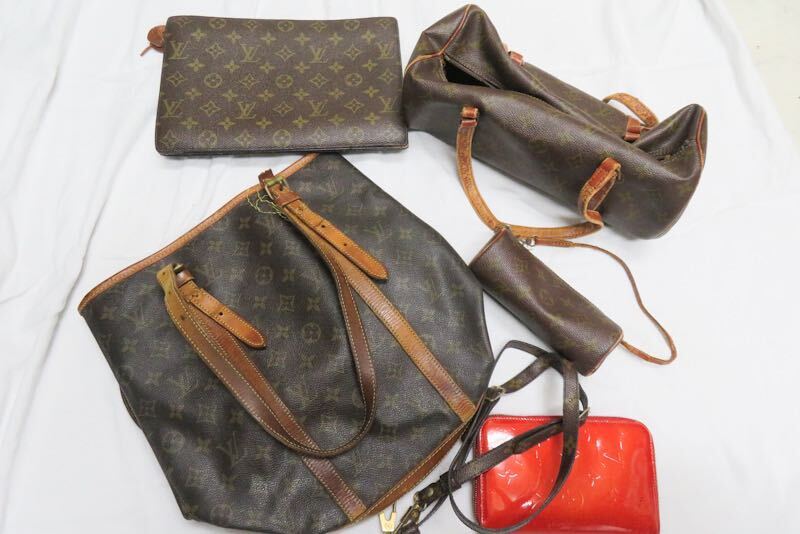 1000円スタート！　LOUIS VUITTON ルイヴィトン　ジャンク　モノグラム　バッグやポーチなど　まとめ売り　9点セット　財布　訳あり　激安_画像2