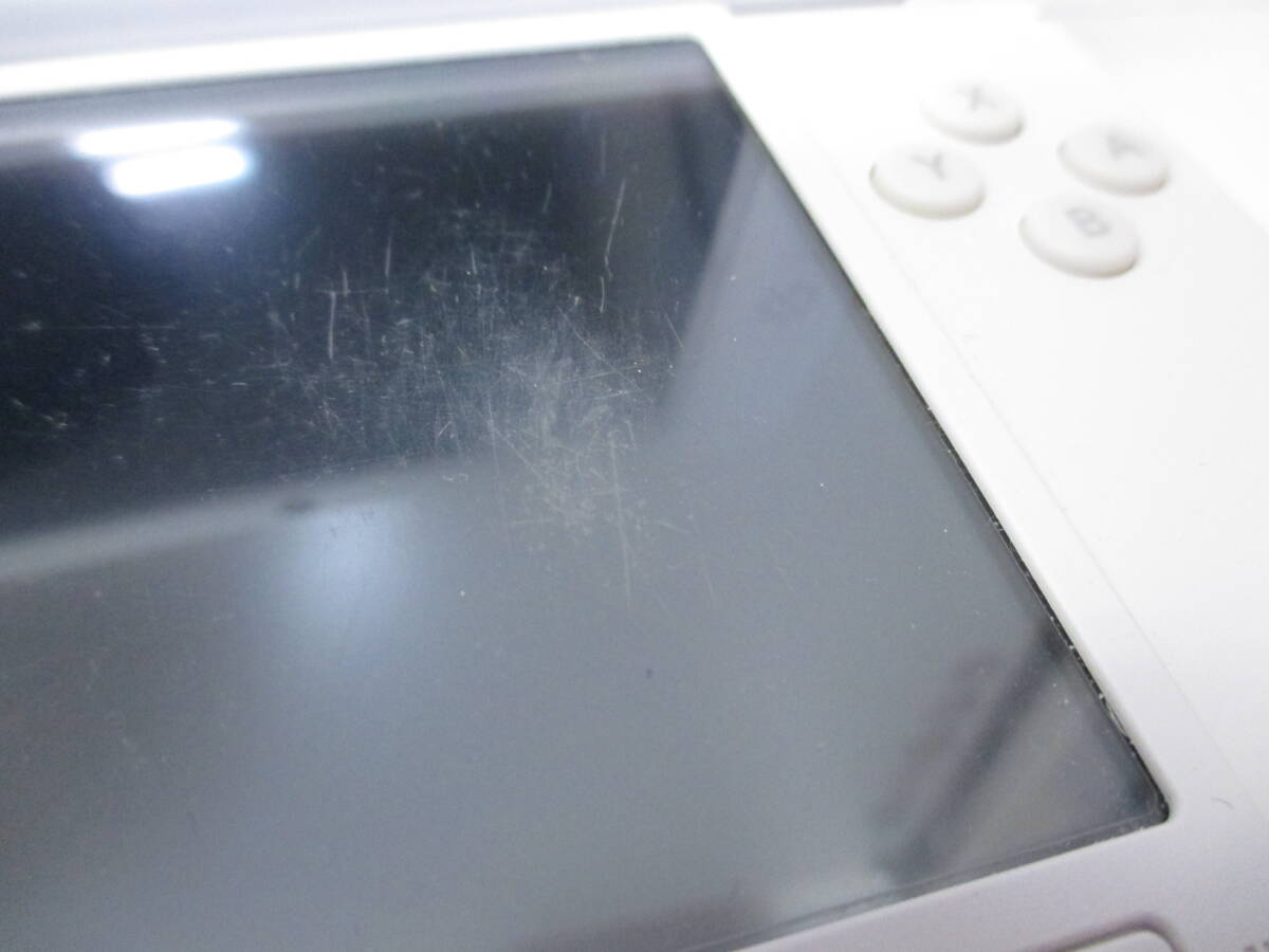 ★#34126 【ジャンク】ニンテンドー3DS LL ホワイト 本体 本体のみ 任天堂 nintendo SPR-S-JPN-C0の画像4