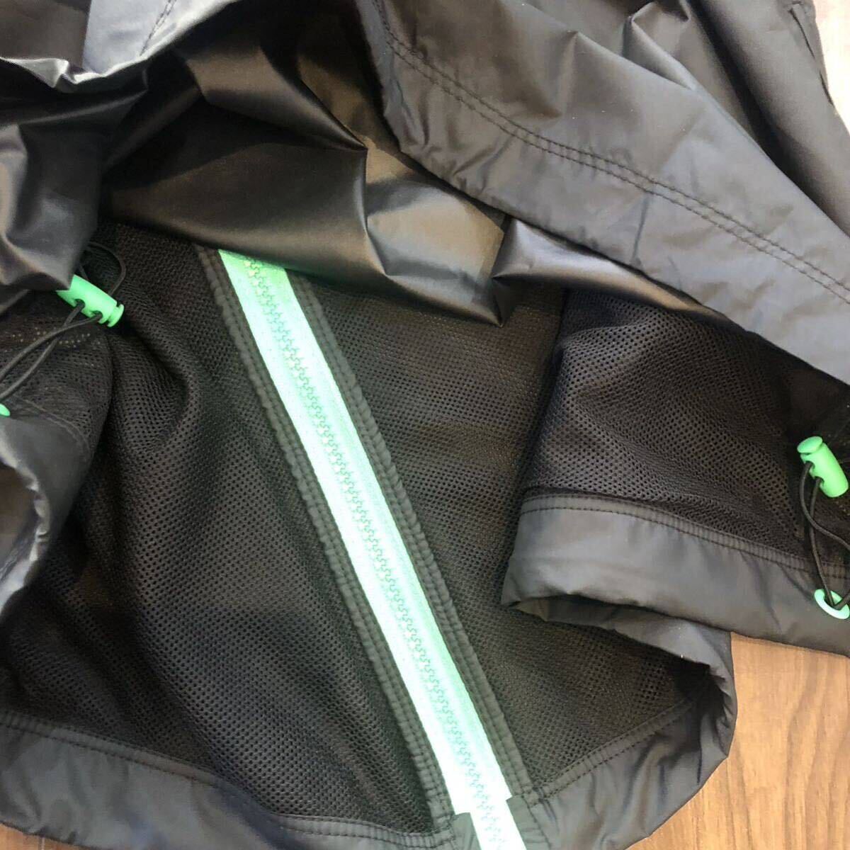 新品未使用タグ付き NIKE ナイキ ウインドブレーカー レディース 新品未使用タグ付き NIKE ナイキ ウインドブレーカー レディース