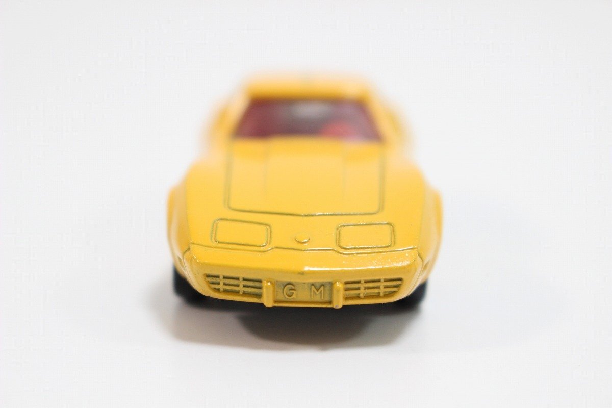 【美品】 TOMICA トミカ NO.F21 シボレー コルベット スティングレイ イエロー 青箱 ミニカー 日本製 4-F034/1/60Pの画像5