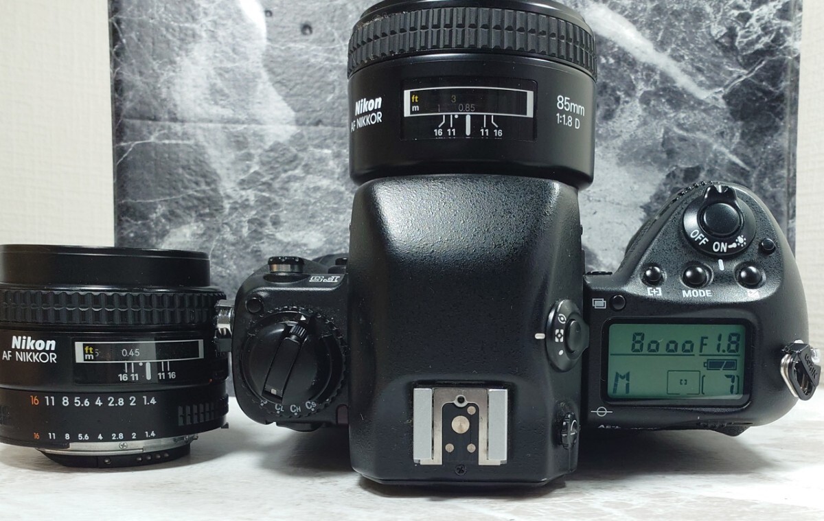 【終活コレクション整理】 Nikon F5 美品＋AF NIKKOR 85mm f1.8D＋AF 50mm f1.4 元箱付 各動作良好 レンズ光学良好 露出計OK ニコン一眼の画像4