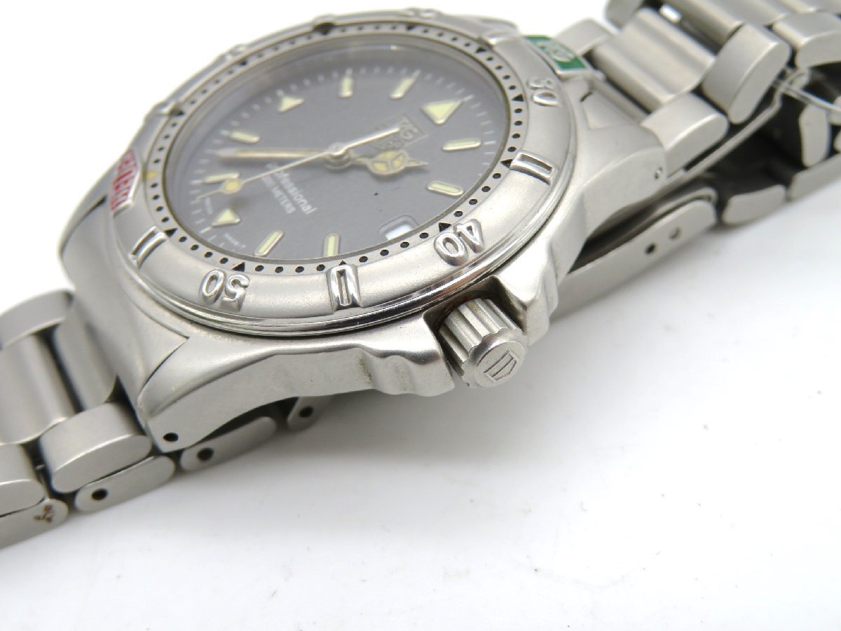 1円◆稼働◆ タグホイヤー WF1211-K0 プロフェッショナル200M グレー クオーツ ユニセックス 腕時計 O257の画像2