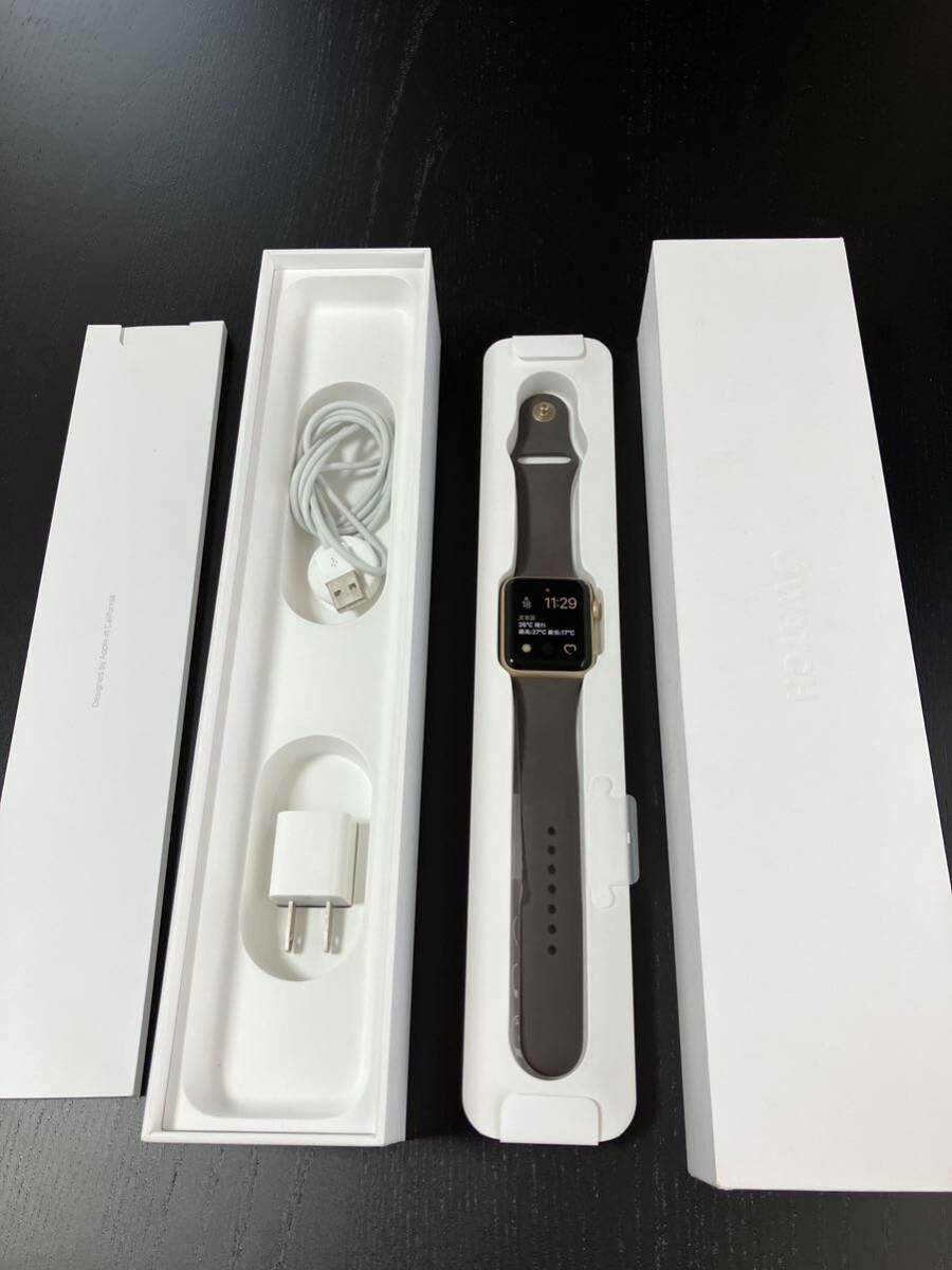 Apple Watch series2 42mm Gold the first period . ending 