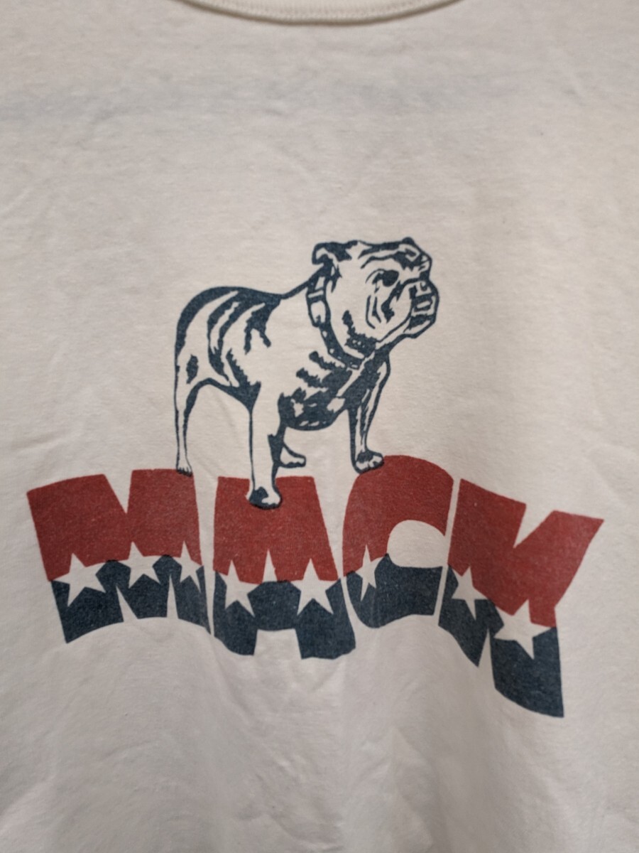  Mac truck macktruck macktrucks mack truck mack trucksbrudokbulldog T-shirt football T