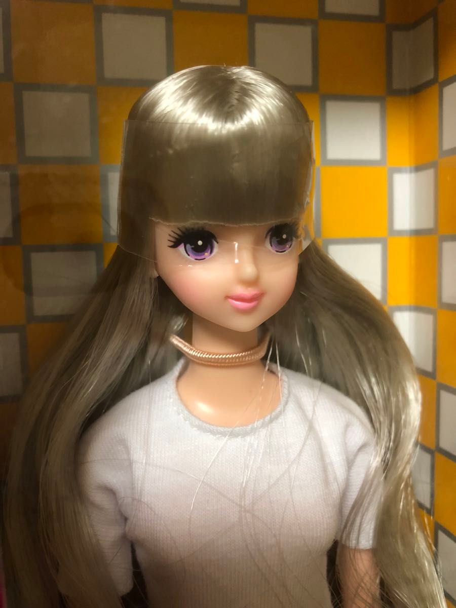 新品未開封　リカちゃんキャッスル　ドールショウ66モデル　たまき　コレクション　DS ジェニーフレンド　銀髪　裾ロール 2022年