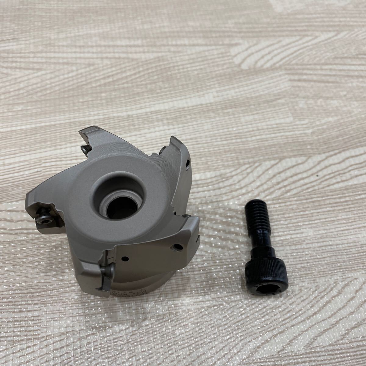 Tungaloyタンガロイ 正面フライスカッター TPV16R063M22.0E05 肩 Tungaloyタンガロイ 正面フライスカッター TPV16R063M22.0E05 肩