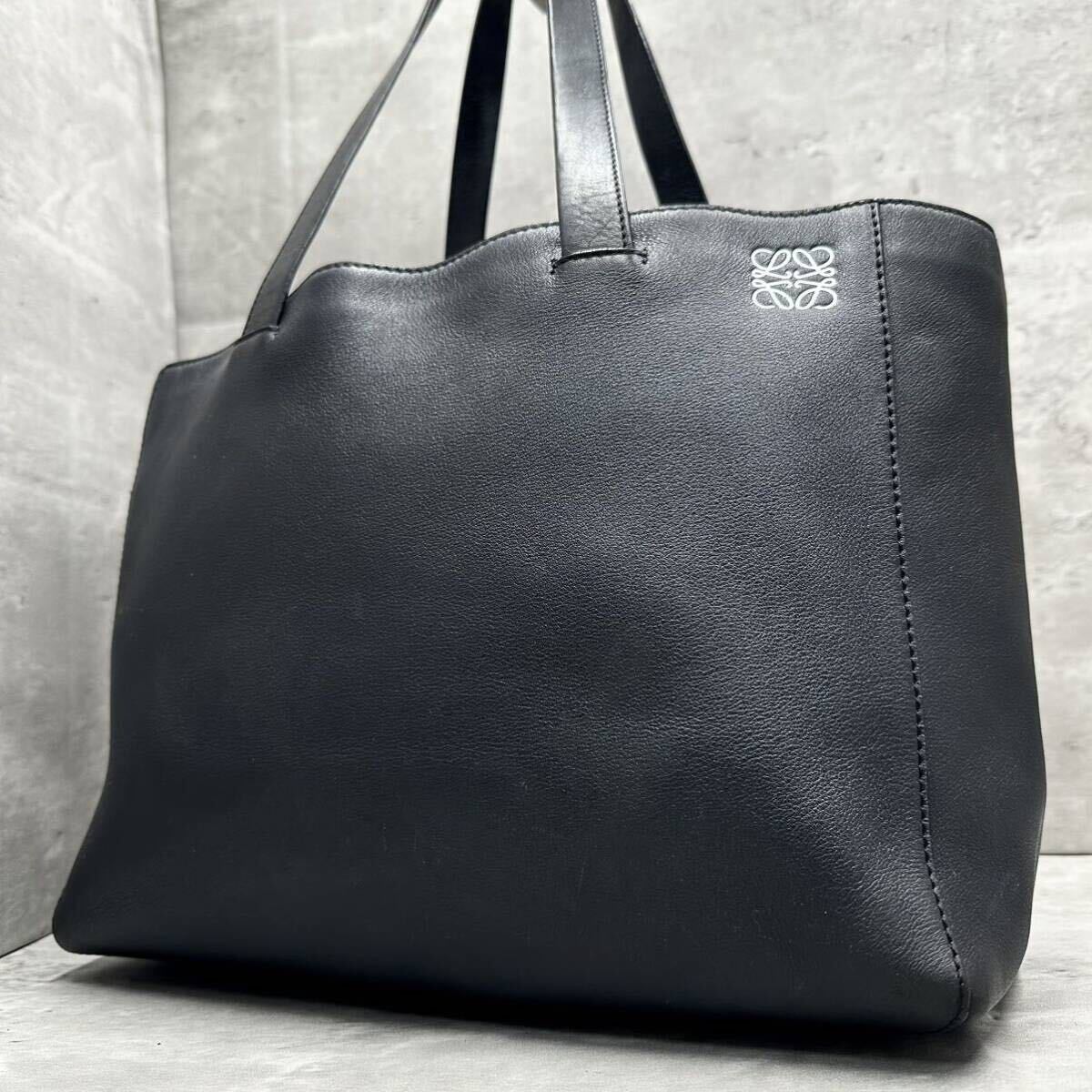 Yahoo!オークション - 1円 現行品 ロエベ LOEWE メンズ イースト Yahoo!オークション - 1円 現行品 ロエベ LOEWE メンズ イースト