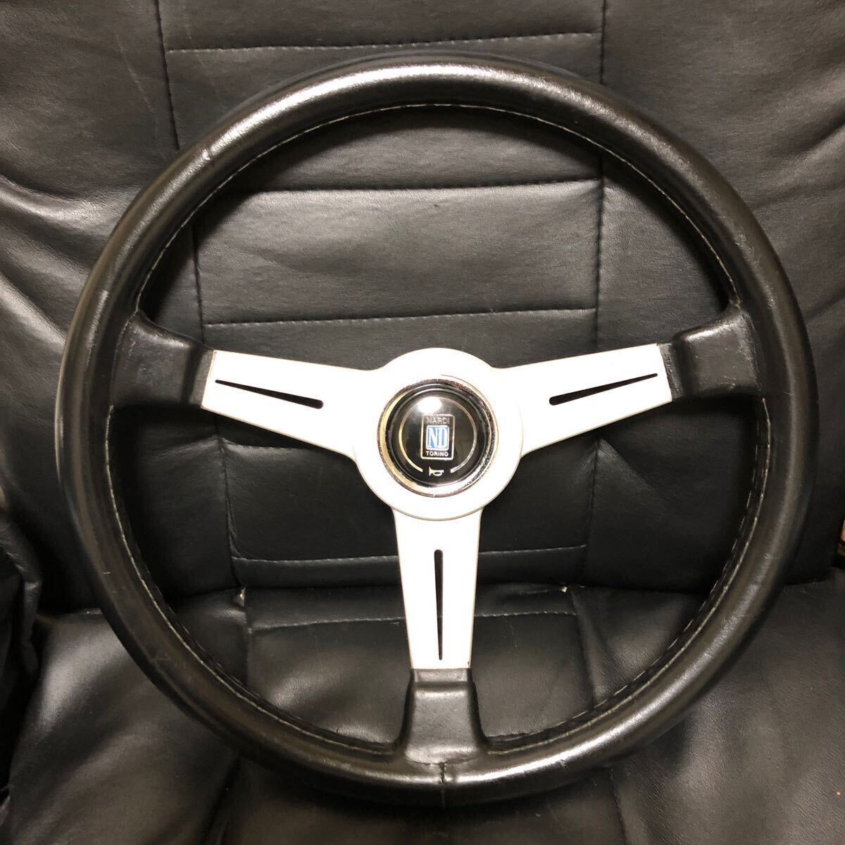 旧車 オートアクセサリー ナルディ ウッドステアリング 約360 旧車 オートアクセサリー ナルディ ウッドステアリング 約360